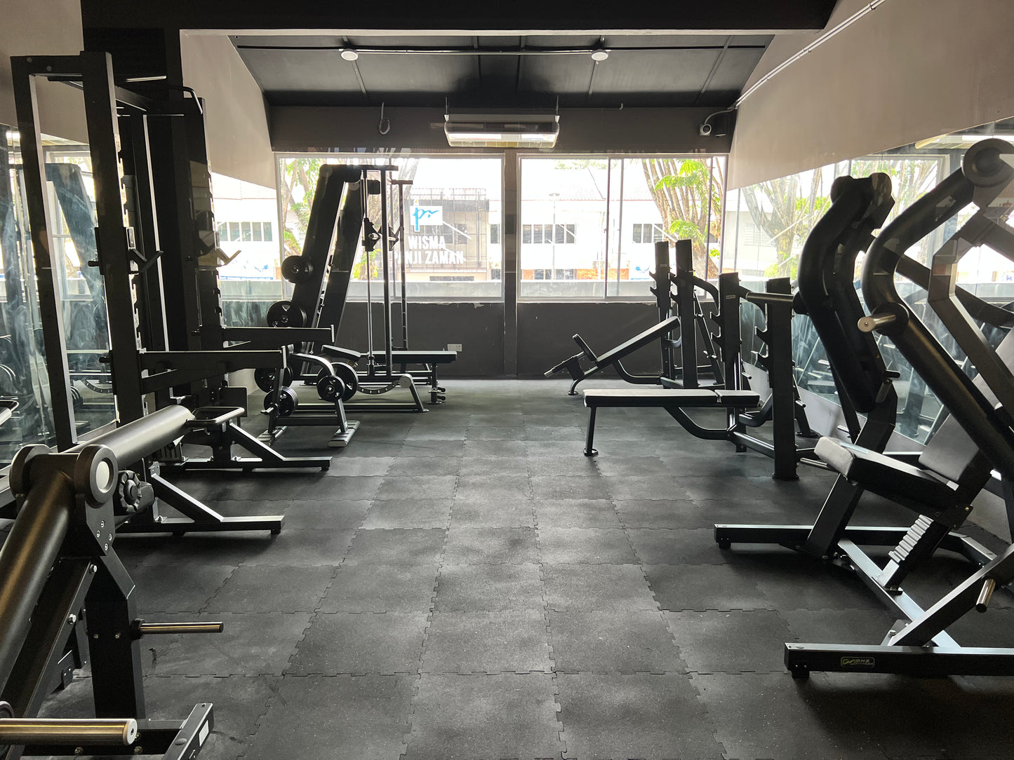 GYM MEMBERSHIP - A-RIPPED FITNESS